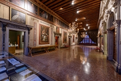 Portego al primo piano nobile, Museo di Palazzo Mocenigo