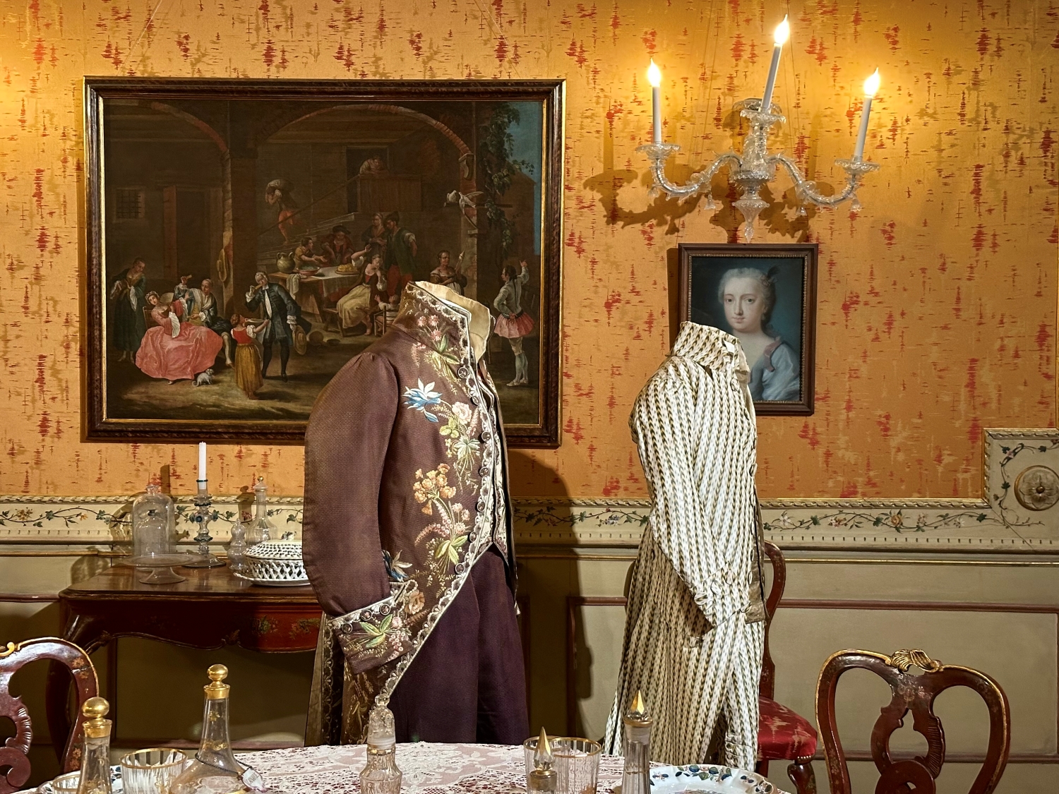 Installation view della mostra Il Seduttore