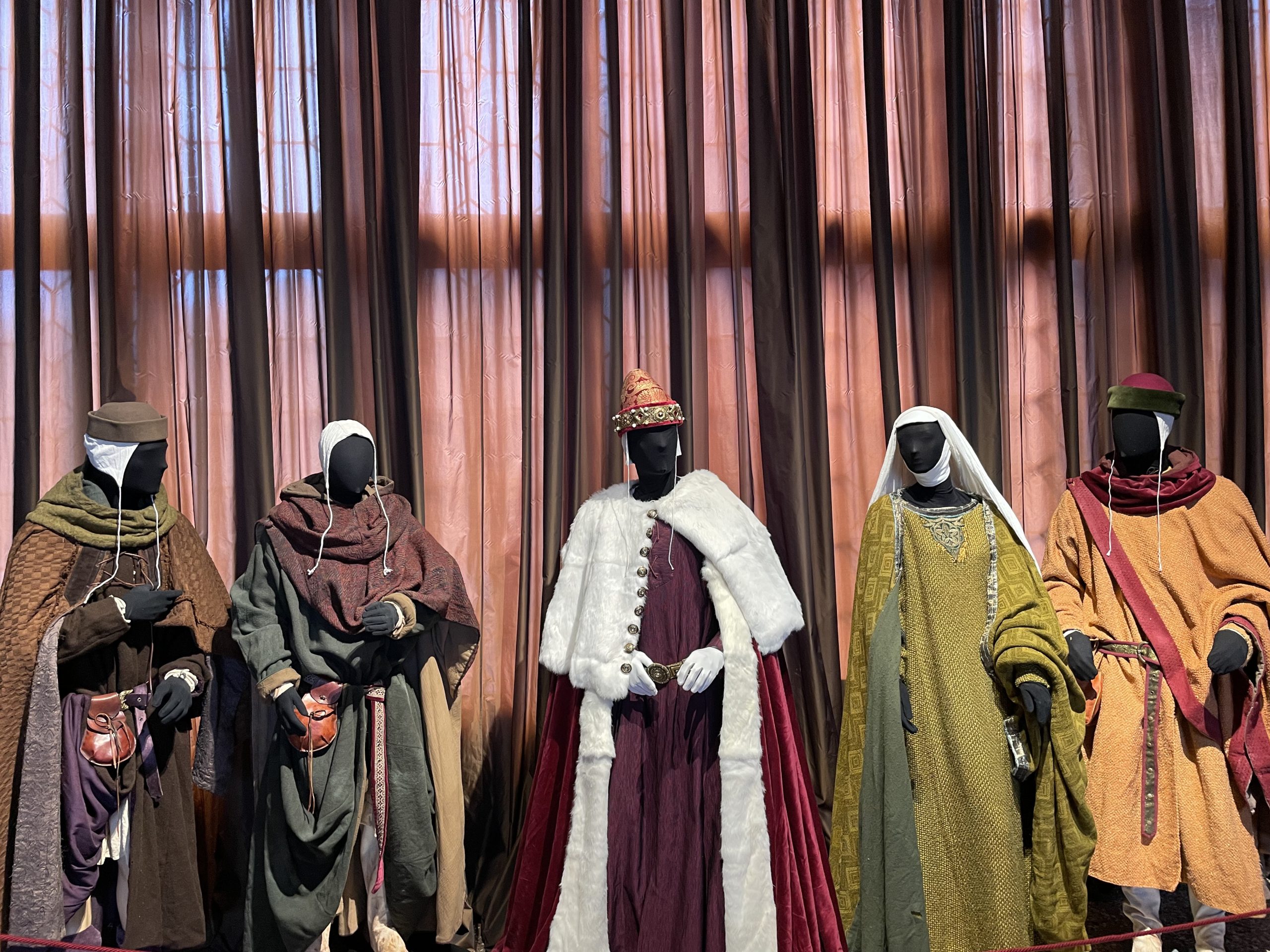Installation view della mostra Marco Polo I costumi di Enrico Sabbatini
