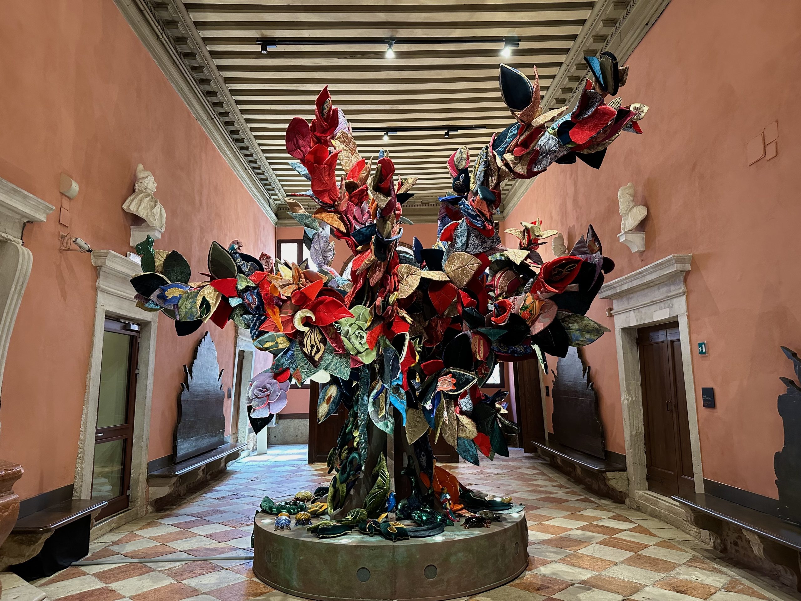 Albero della vita, Carla Tolomeo, Installation View